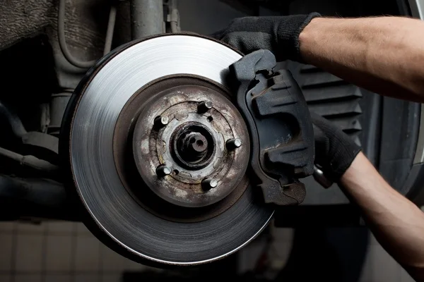How To Repair An Emergency Brake in Peoria, AZ How To Repair An Emergency Brake in Peoria, AZ